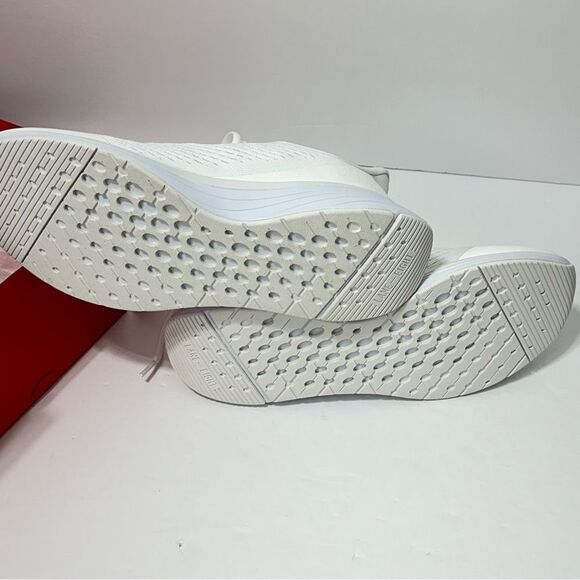 Lane-Eight The Relay Trainer Men’s Size 9.5 Shoes in White and Lilac - Picture 2 of 10